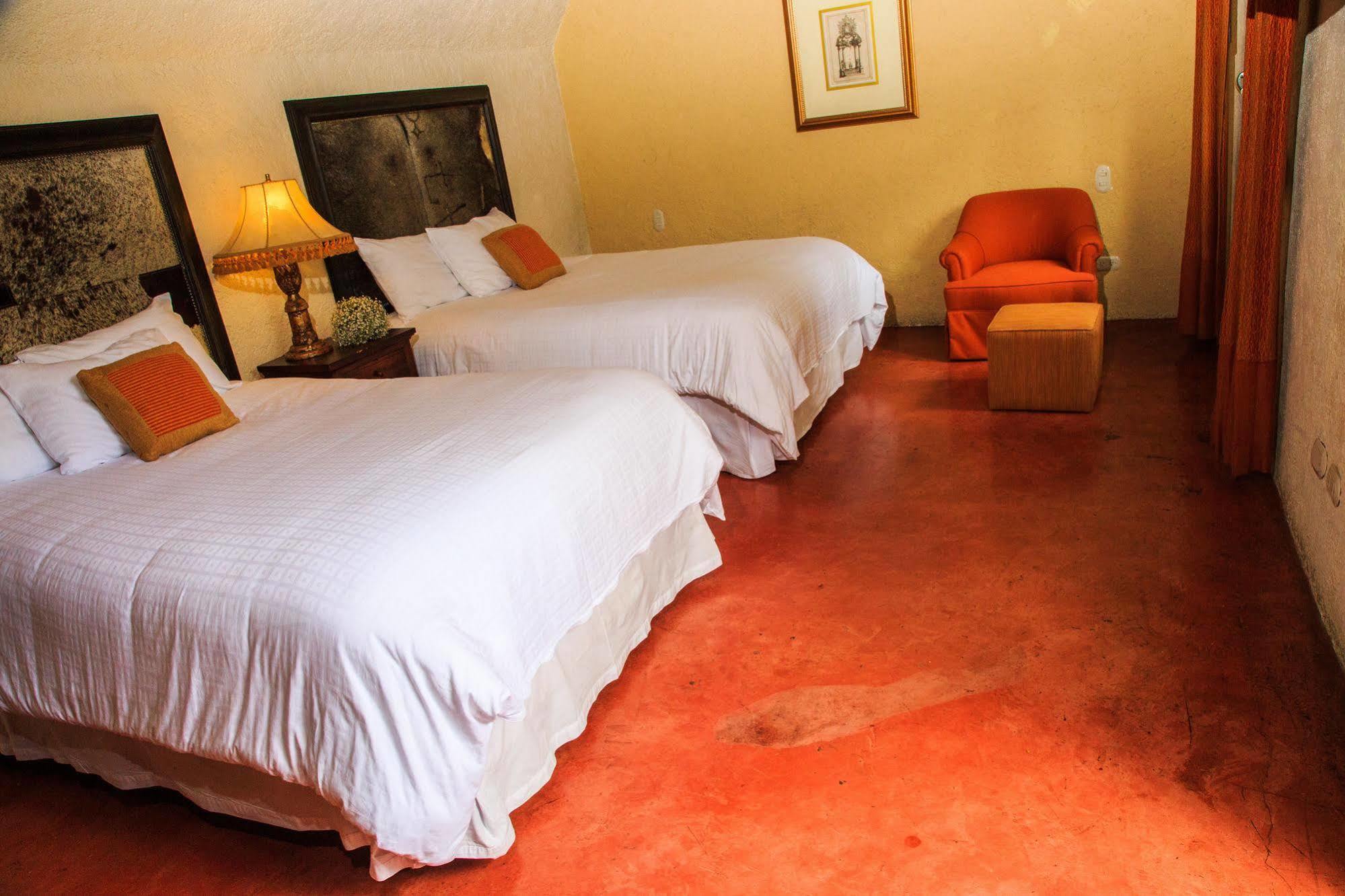 Hotel Lo De Bernal Antigua Luaran gambar